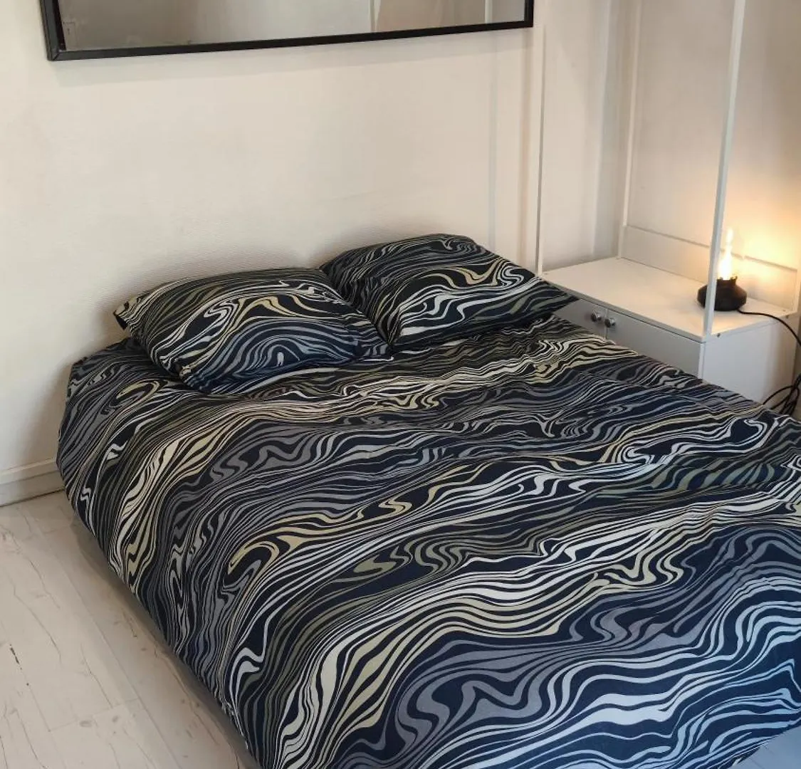 Modern Studio Near Place De La Bastille Voltaire Paris