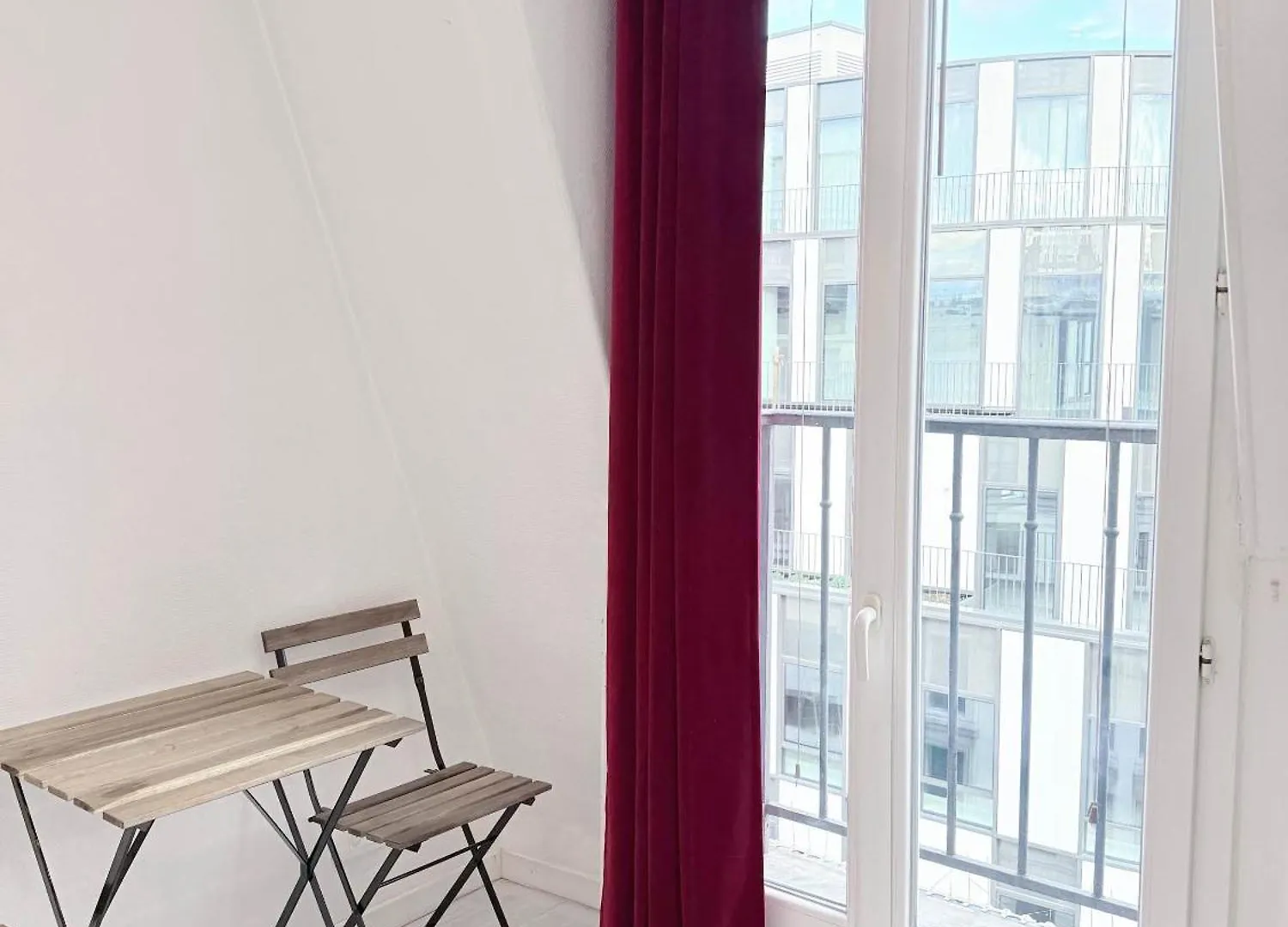 Modern Studio Near Place De La Bastille Voltaire Paris Apartment