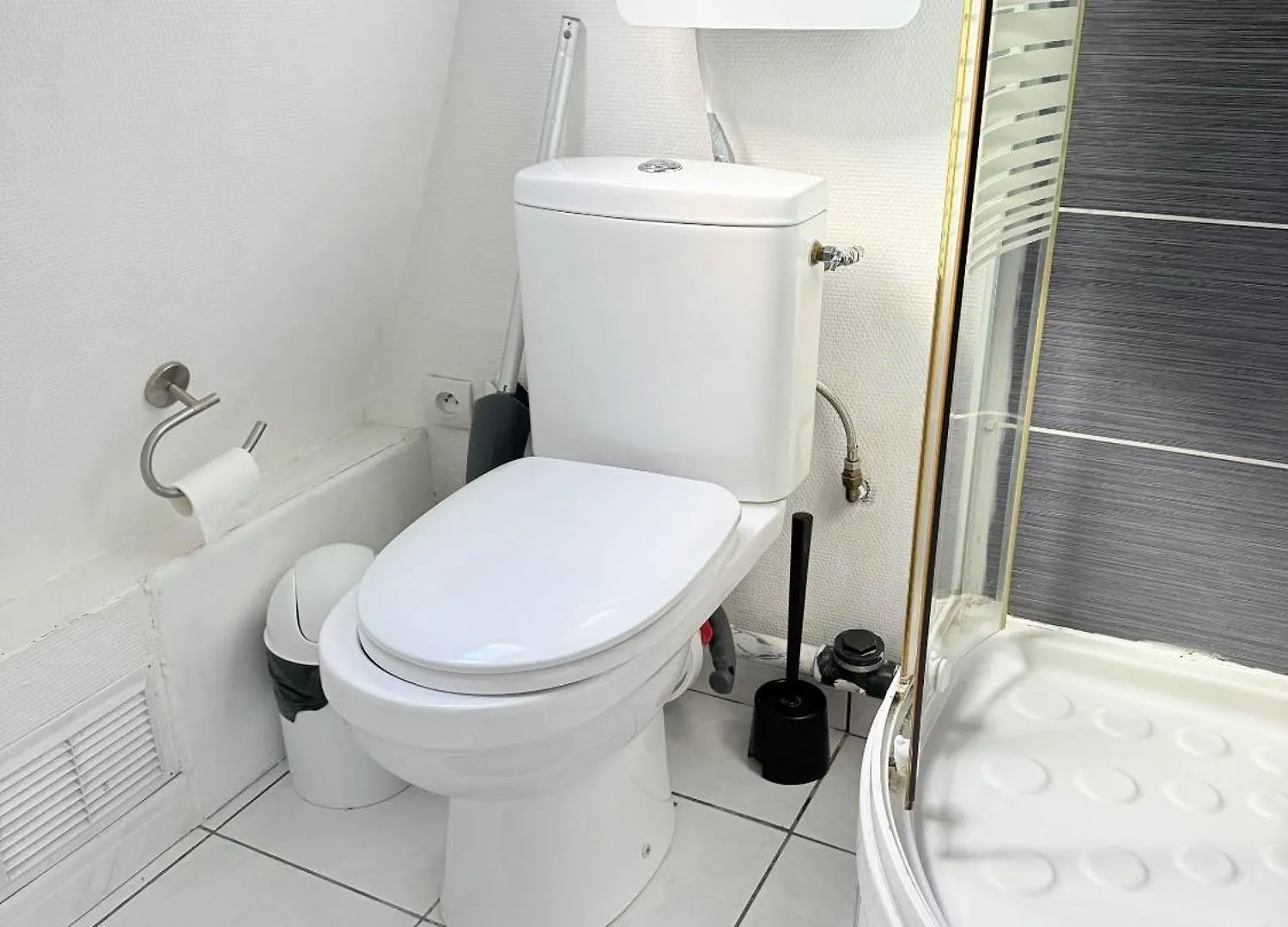 Modern Studio Near Place De La Bastille Voltaire Paris France
